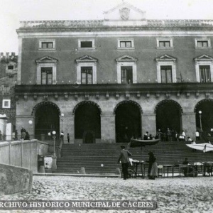 Ayuntamiento de Cáceres en 1915