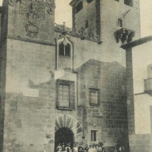Palacio de los Golfines de Abajo