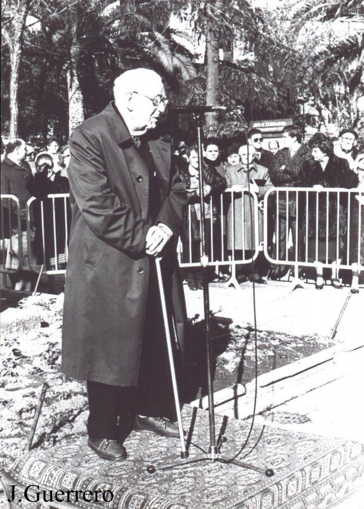Edmundo Costillo Marín, poeta y escritor