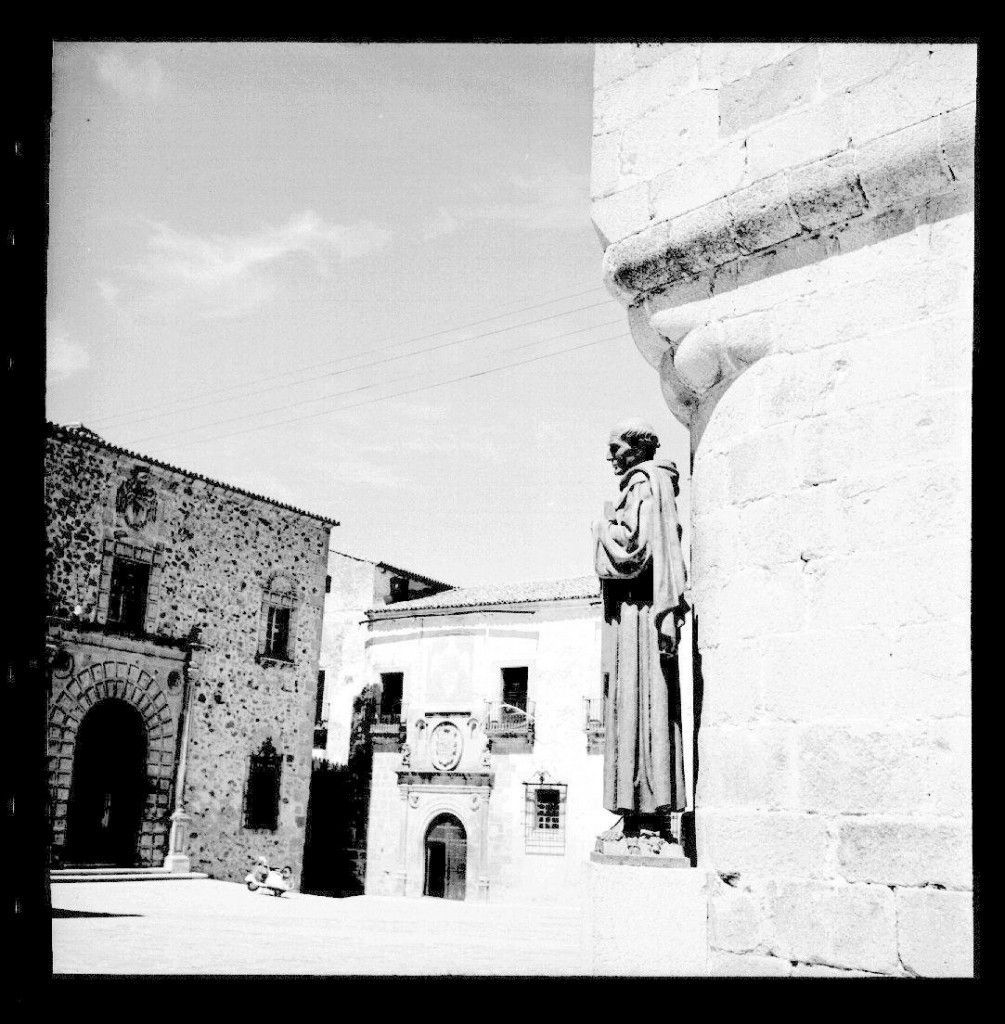 Escultura de San Pedro de Alcántara