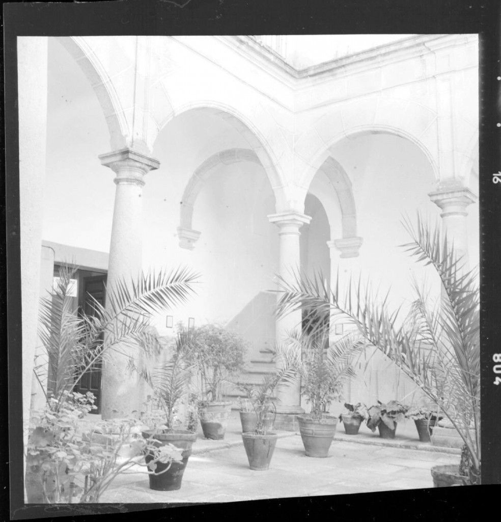 Palacio de las Veletas. Patio interior