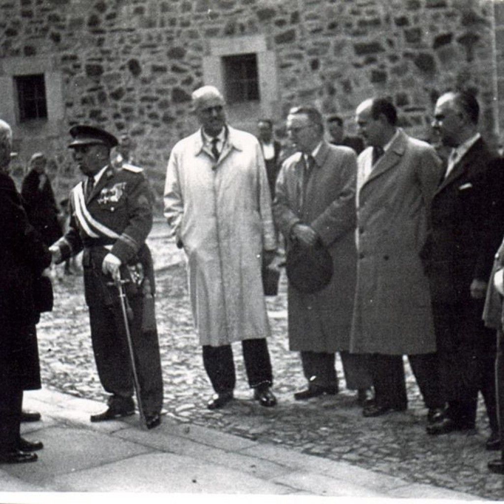 El General Villalba, Gobernador Militar