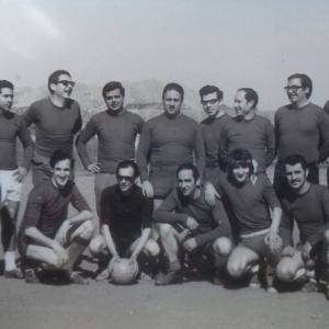 Equipo de fútbol formado por empleados, profesores y frailes del Colegio San Antonio