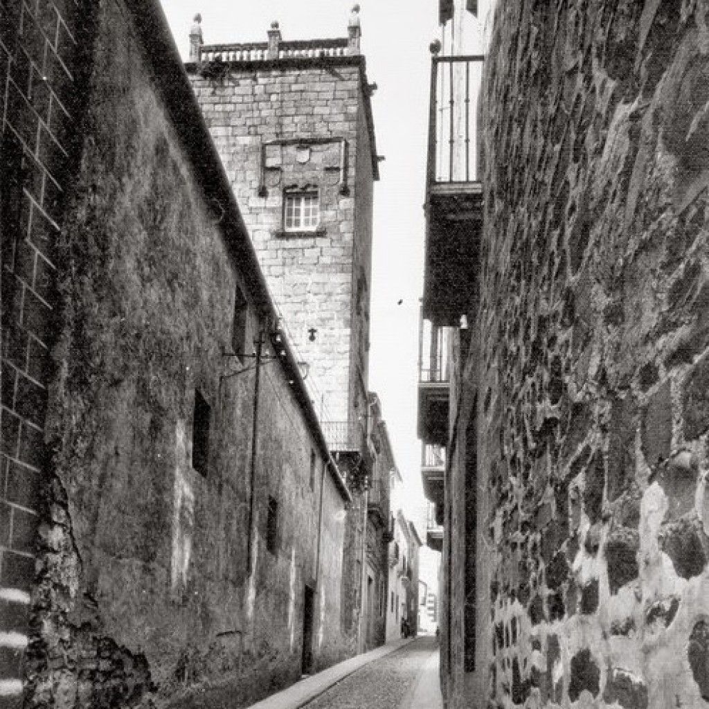 Calle Ancha
