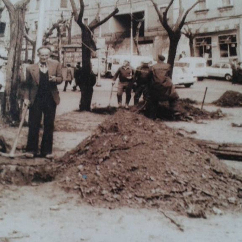 Construcción de la Plaza de Colón