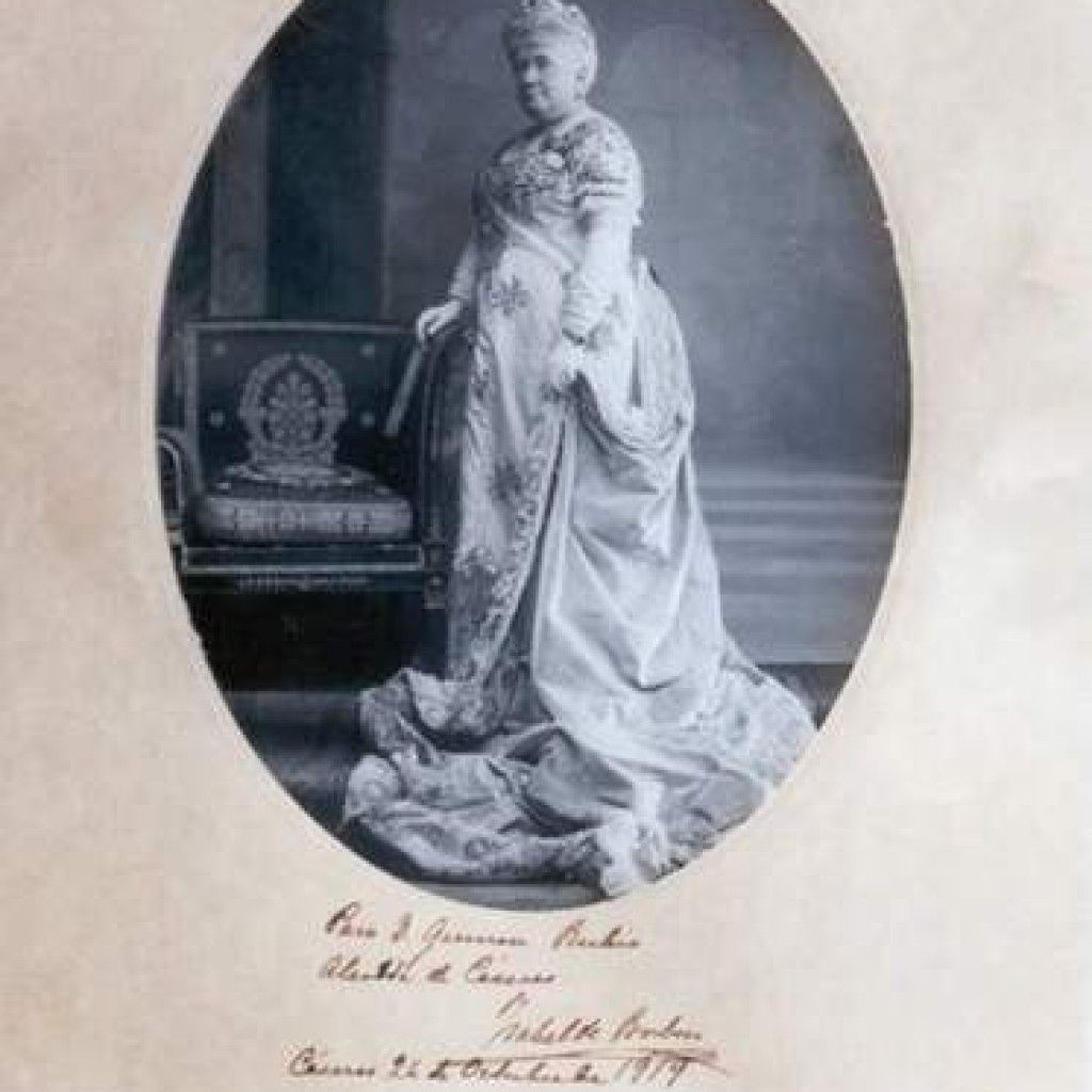 Foto dedicada por la Infanta Isabel de Borbón al Alcalde de Cáceres