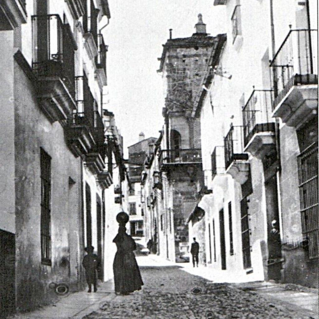 Aguadora por la Calle Sande