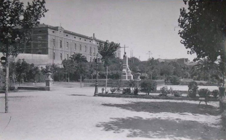 Paseo de Cánovas