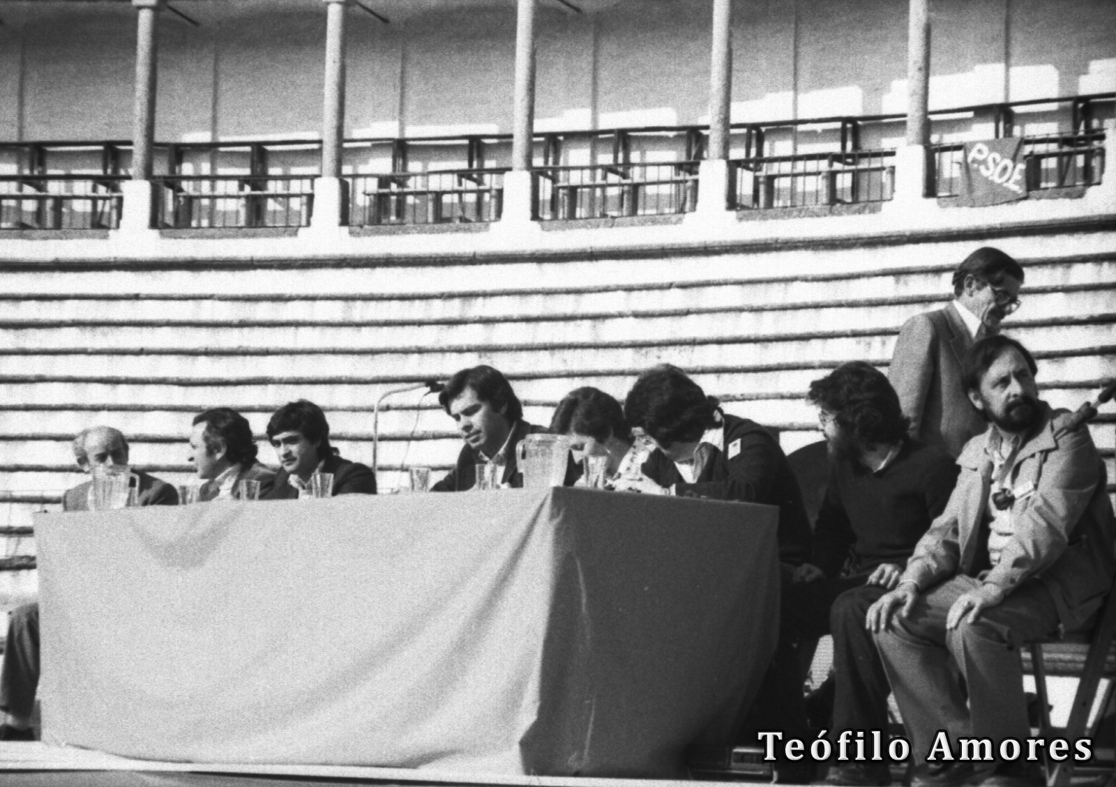 1977 Abril Mitin del Psoe 13