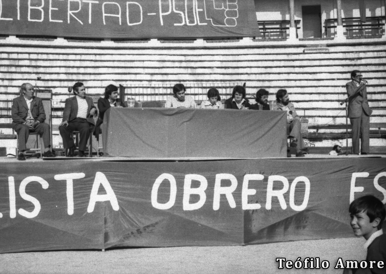 1977 Abril Mitin del Psoe 15
