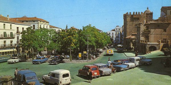 Fondo instituciones Plaza Mayor 1992