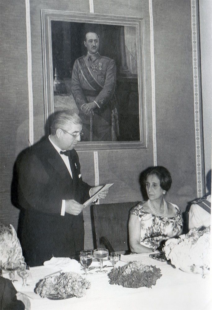 Carmen Polo de Franco y Alfonso Díaz de Bustamante