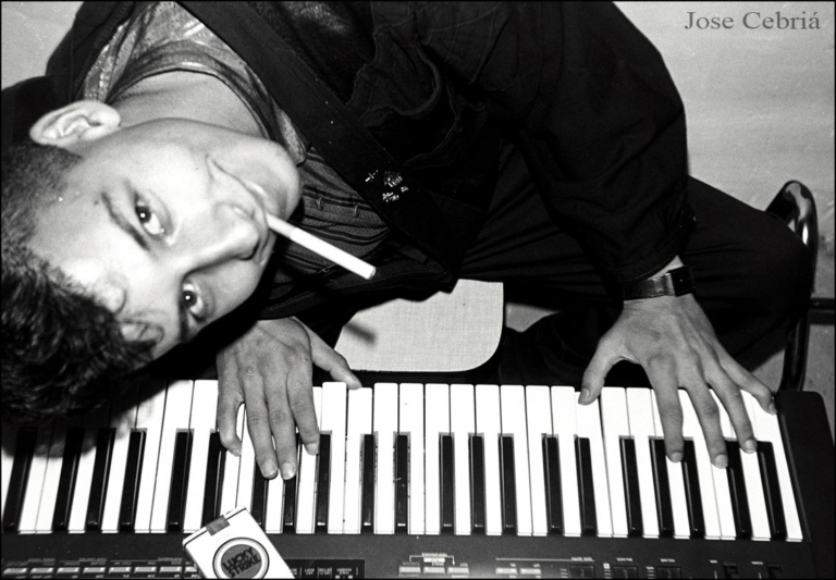 Tomy y su teclado