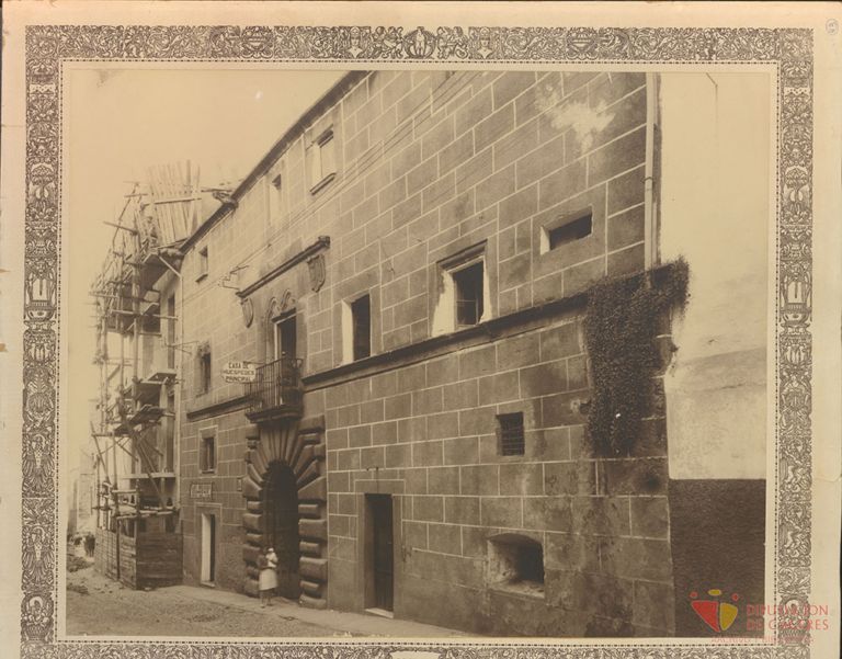 Palacio de la Isla de Cáceres