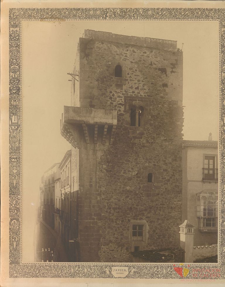 Torre de los Espaderos de Cáceres