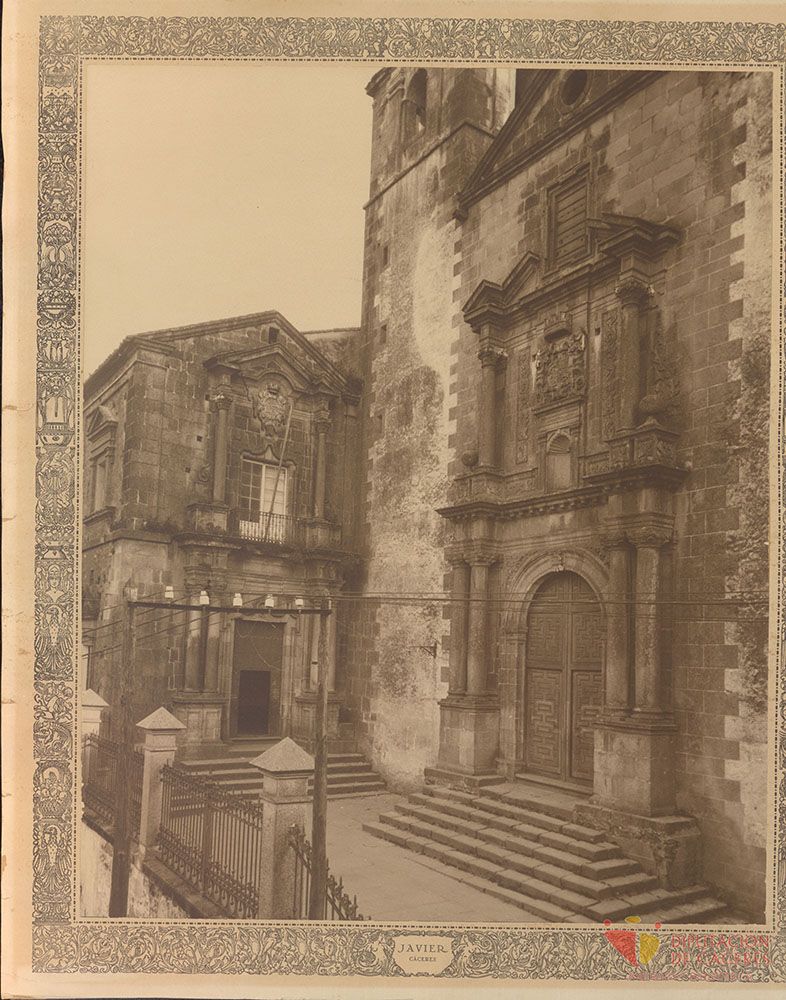 Iglesia de San Francisco Javier de Cáceres y el Colegio de la Compañía de Jesús