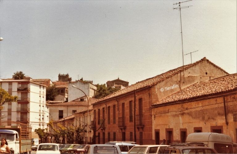 Calle Colón (acera de los impares)