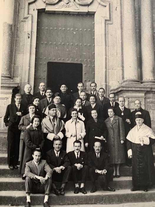Claustro de profesores I.E.S. «El Brocense» años 50