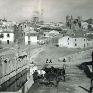 Los Pilares de San Francisco (actualmente en el Foro de los Balbos)