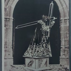 La primera fotografía que se efectuó a la imagen de Jesús Nazareno
