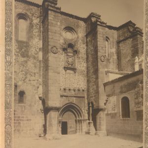 Puerta de la epístola de la Iglesia de Santiago de Cáceres