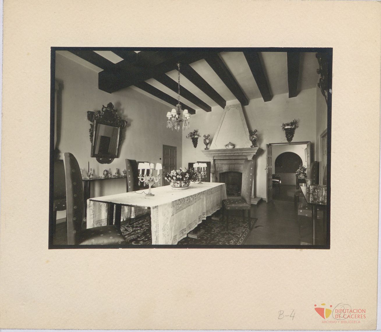 Casa Pedrilla de Cáceres: Comedor