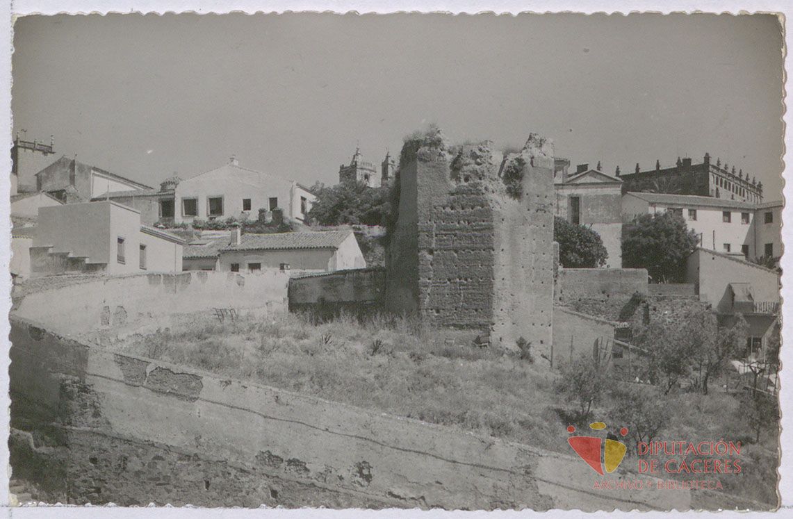 Torre Mochada de Cáceres