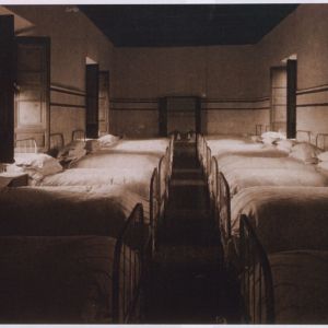 Dormitorio del Colegio Provincial de la Inmaculada de Cáceres