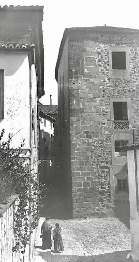 Calle Olmos - Perate