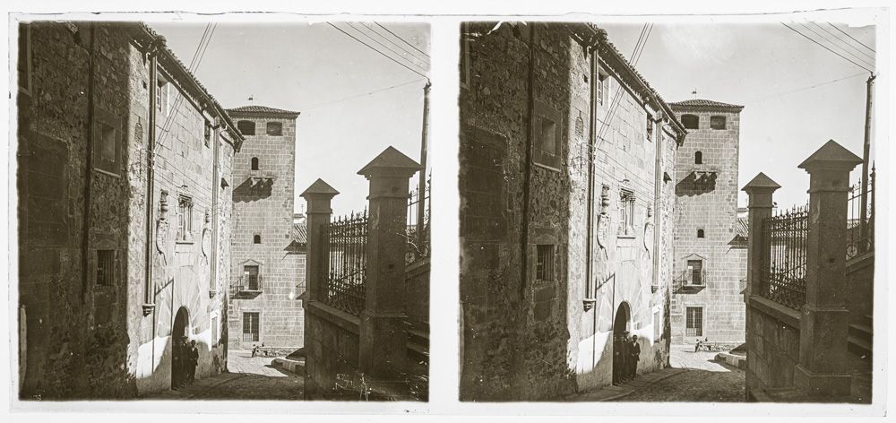 Casa-palacio de los Becerra y casa de los Golfines de Abajo