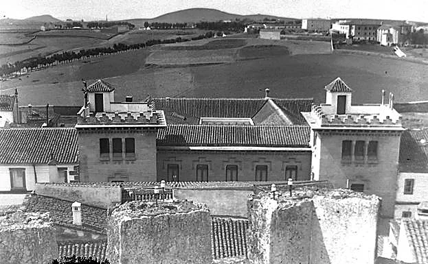 Edificio del actual Museo Helga de Alvear