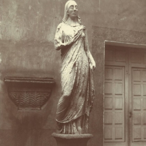 Estatua romana del Palacio de Mayoralgo