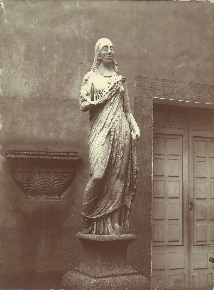 Estatua romana del Palacio de Mayoralgo