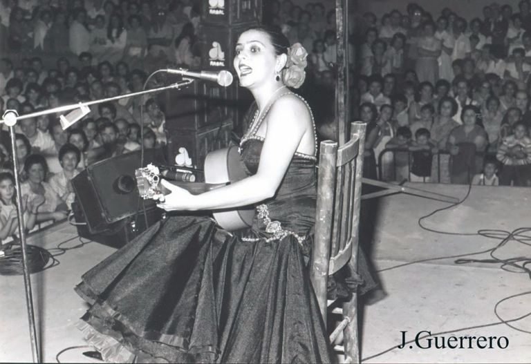 María del Monte en el homenade del Maestro Solano