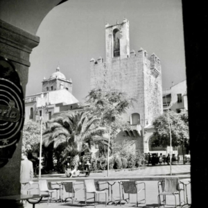 Plaza Mayor y Torre Bujaco