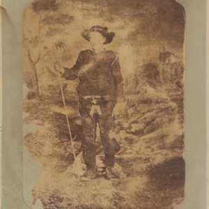 Retrato de un hombre con traje regional. Cáceres