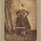 Retrato de una mujer con traje regional. Cáceres