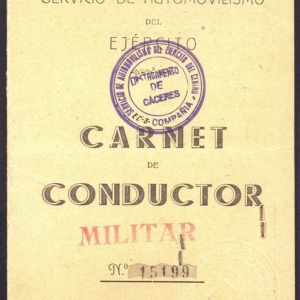 Carnet de conductor militar otorgado por el servicio de automovilismo del ejercito a favor de Juan Solana Llanos