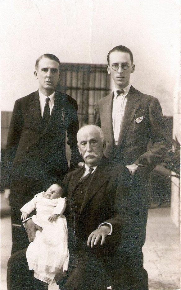 Cuatro generaciones de la casa de Canilleros