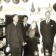 El IX conde de Canilleros con John Davis Lodge y su hija