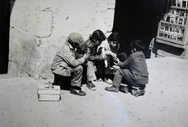 Niños limpiabotas