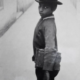 Niño limpiabotas en Cáceres