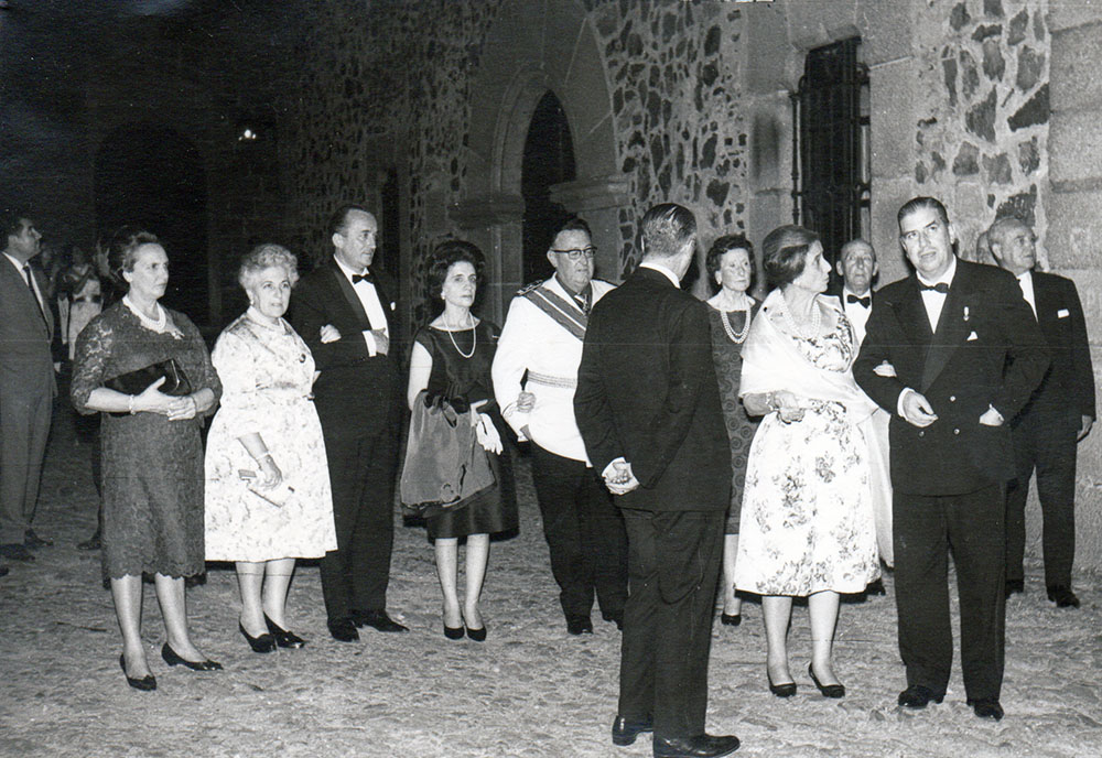 Carmen Polo visita Cáceres
