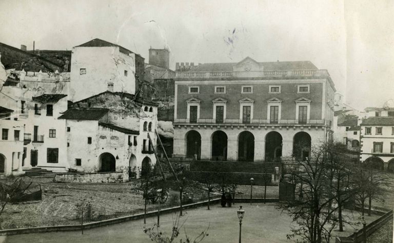Ayuntamiento y Plaza Mayor