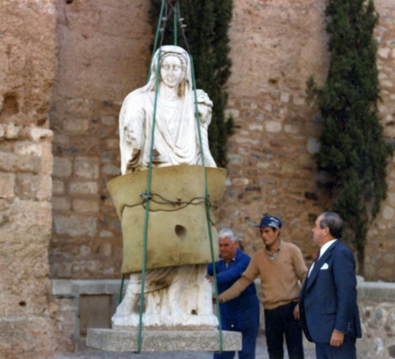 Instalación de la Diosa Ceres en el Foro de los Balbos