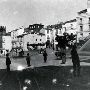 Plaza mayor y antiguo mercado septiembre 1929