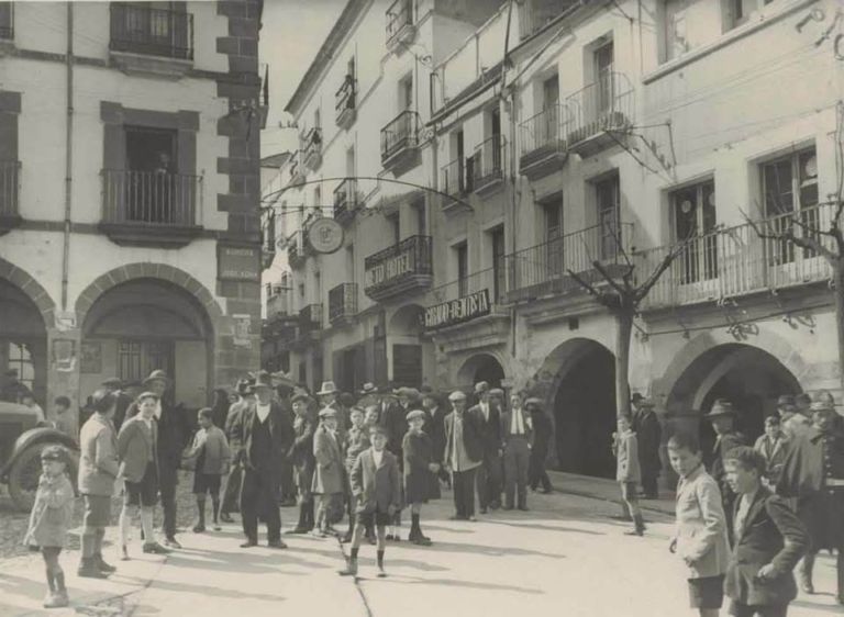 Plaza Mayor y Pintores