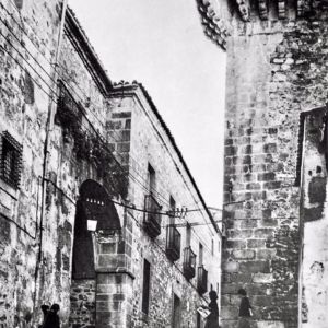 Calle Tiendas, Torre de los Espaderos