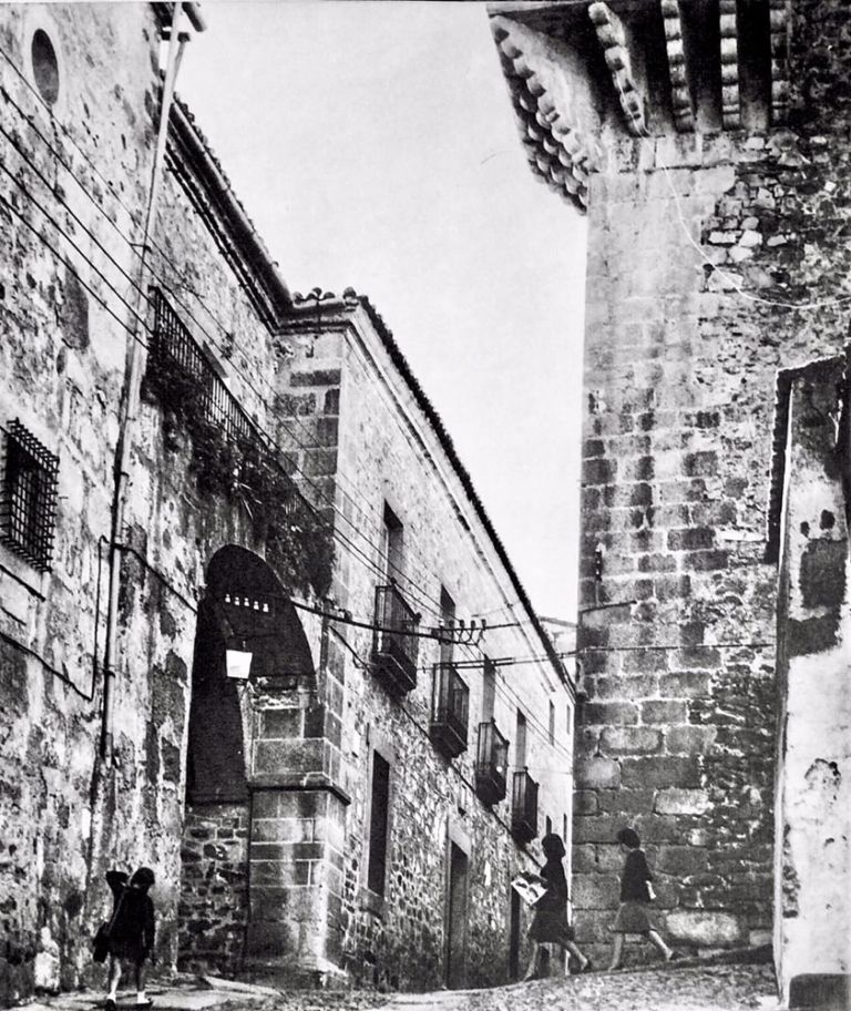 Calle Tiendas, Torre de los Espaderos