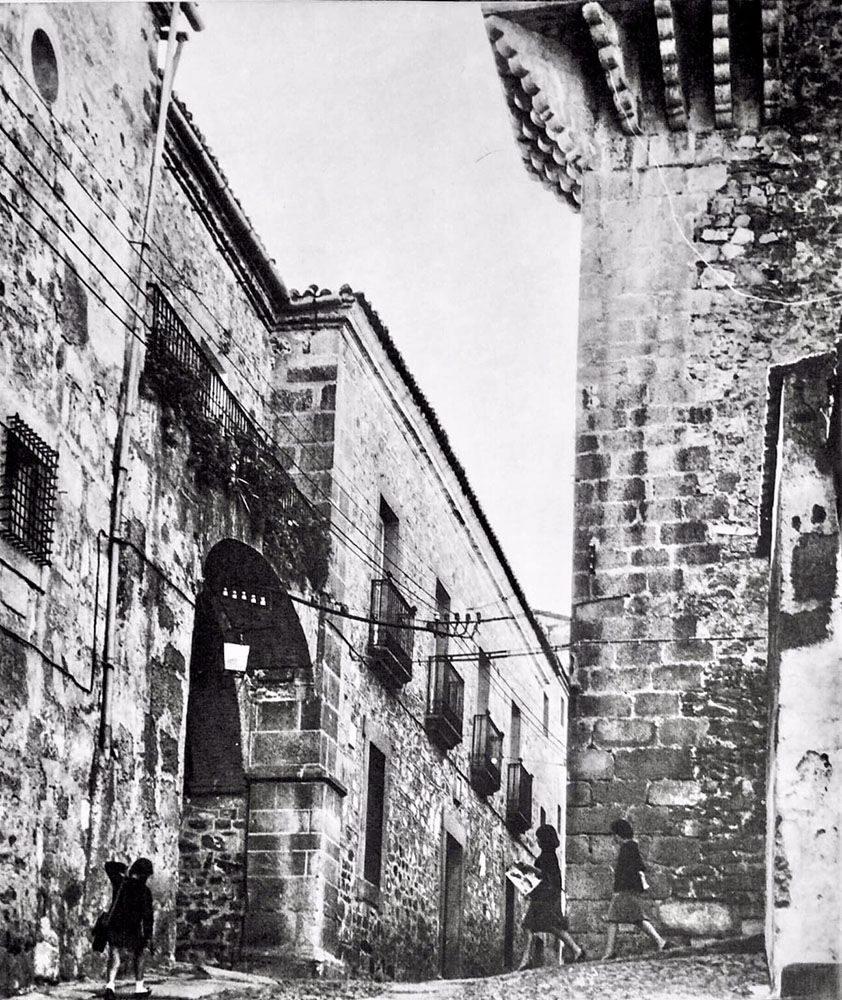 Calle Tiendas, Torre de los Espaderos